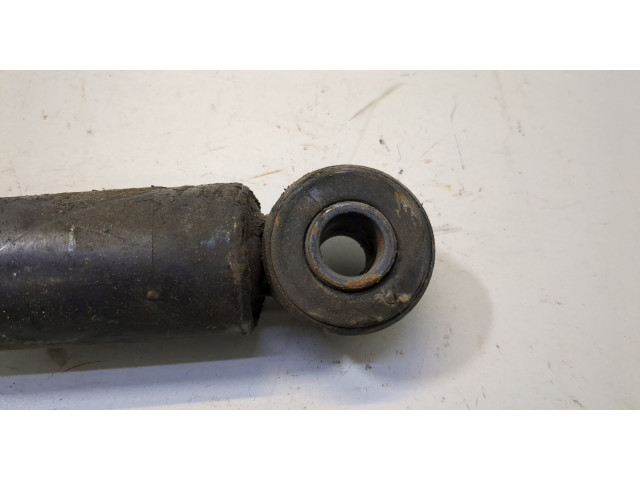 Стойка амортизатора  Mitsubishi Montero Sport / Pajero Sport 1996-2008      