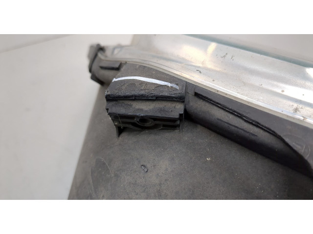 Фара передняя  Volkswagen Caddy 2004-2015 правая 