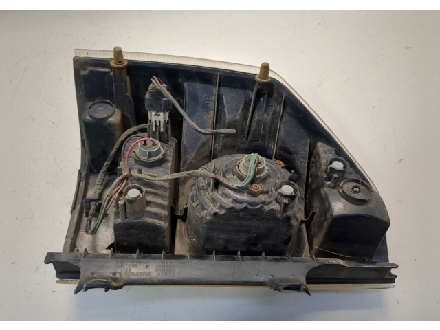 Задний фонарь