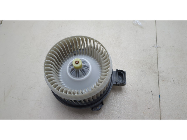 Моторчик печки  Ford Fusion 2017-2020 USA 2727008220    2727008220   