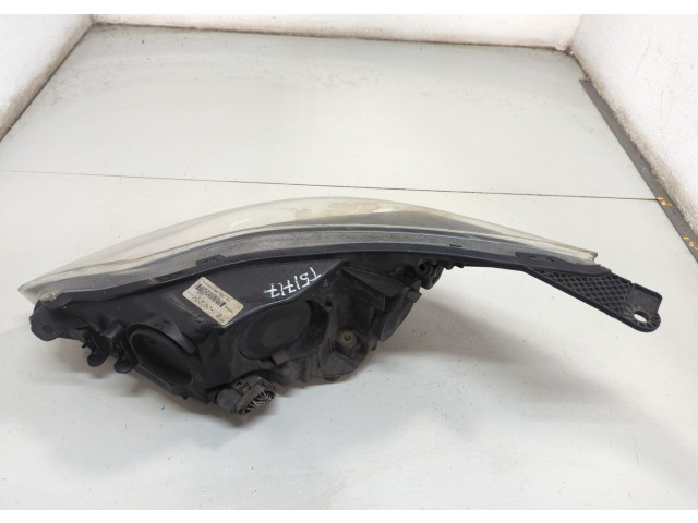 Фара передняя  Ford Focus 3 2011-2015 правая 
