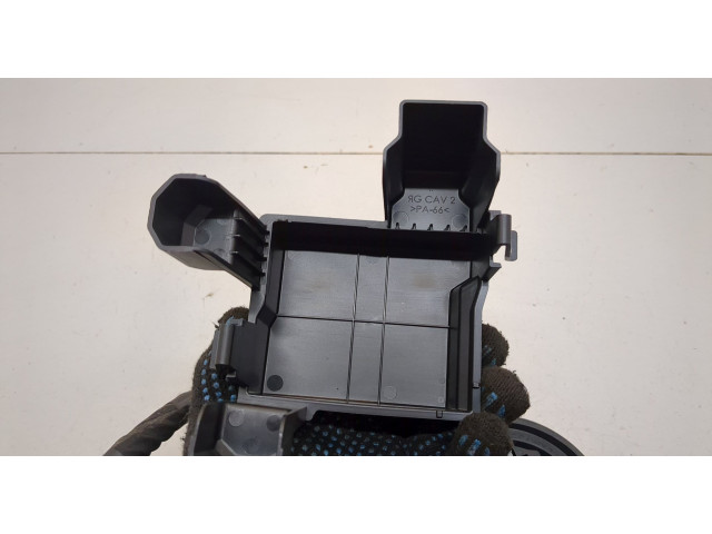 Блок предохранителей Jeep Compass 2017-2021