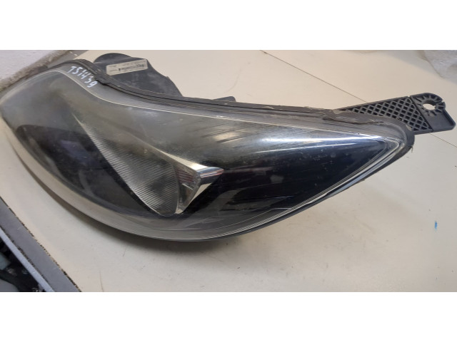 Фара передняя  Ford Focus 3 2011-2015 левая 
