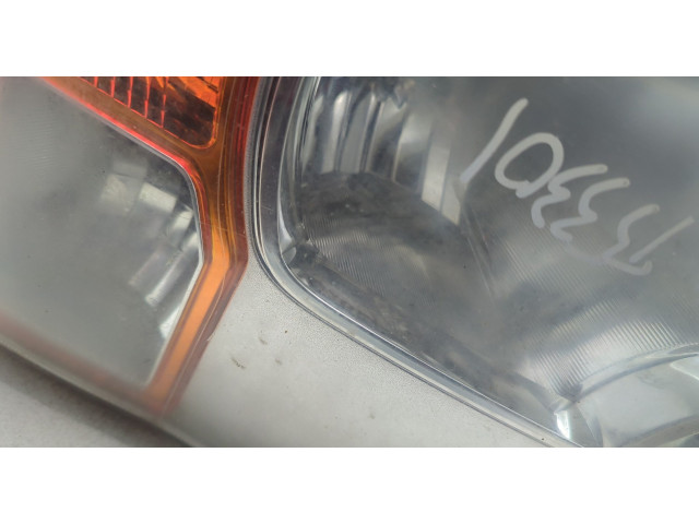 Фара передняя  Land Rover Discovery 3 2004-2009 правая 