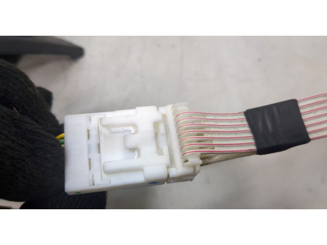 Задний фонарь 8155130A40