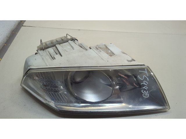 Фара передняя Skoda Octavia (A5) 2004-2013 правая