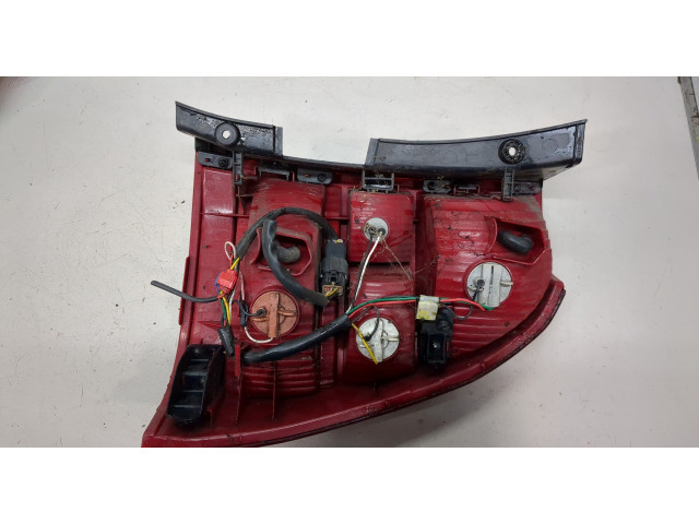 Задний фонарь          