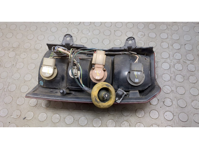 Задний фонарь          