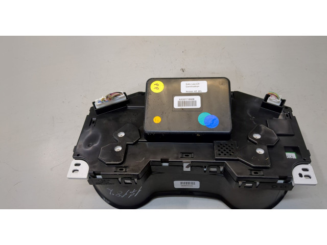 Панель приборов Nissan Pathfinder 2012-2017