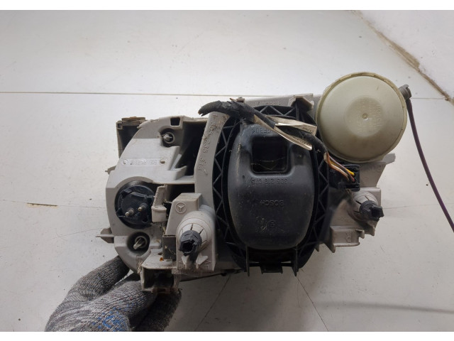 Фара передняя Mercedes SLK R170 1996-2004 правая