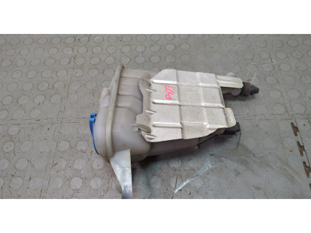 Бачок расширительный Audi Q5 2008-2017 8K0121405N