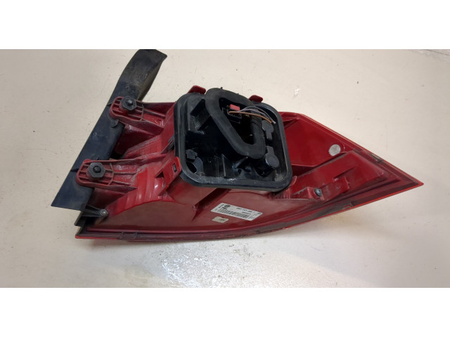 Задний фонарь