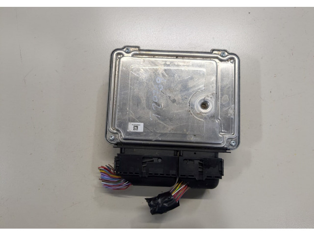 Блок управления двигателем  Audi A5 2011-2016     