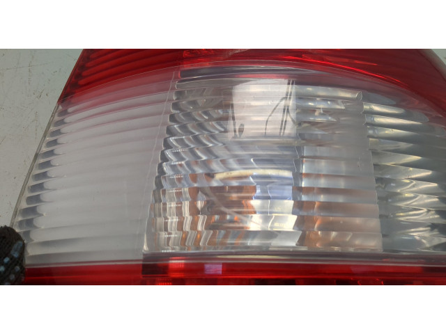 Задний фонарь