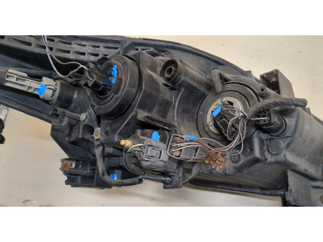 Фара передняя  Mazda 5 (CR) 2005-2010 левая 