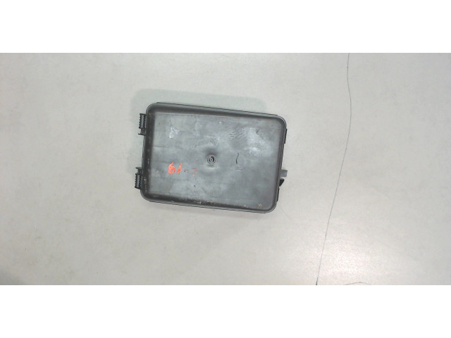 Корпус блока предохранителей Audi A6 (C5) Allroad 2000-2005 8D0927613 4.2