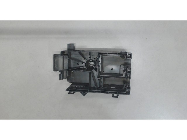 Корпус блока предохранителей  Chevrolet Camaro 2009-2013      92249317    3.6