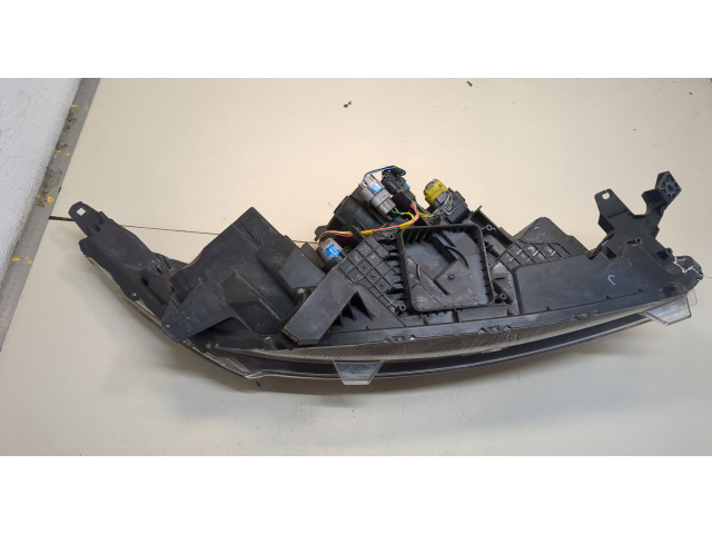 Фара передняя  Mitsubishi Eclipse Cross 2017- левая 