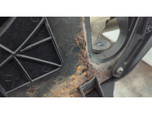 Вентилятор радиатора Audi A6 (C6) 2004-2011