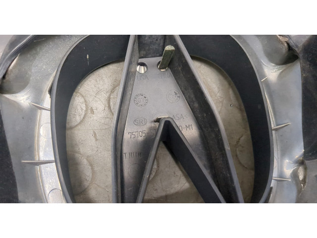 Решетка радиатора  Acura MDX 2006-2013          75100STXAA01020
