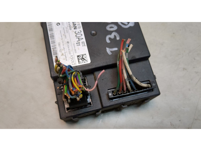 Блок комфорта  Nissan Pathfinder 2004-2014      284B2EB30A   