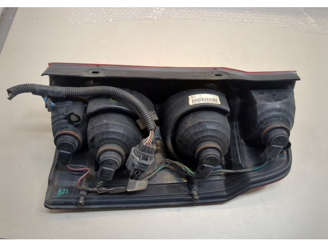 Задний фонарь