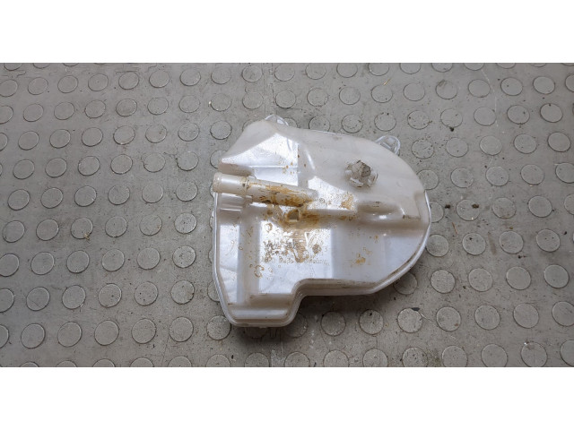 Бачок расширительный  Skoda Octavia (A8) 2019-2025 5WA121407C   