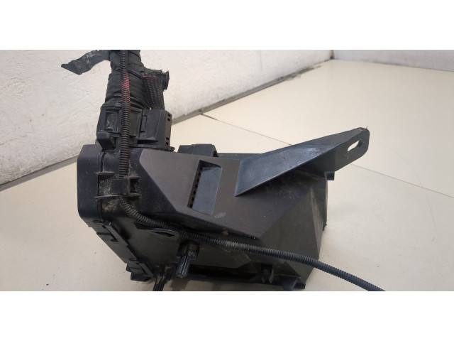 Блок предохранителей Jeep Renegade