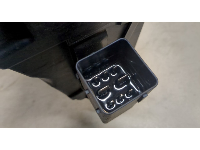 Блок БСМ  Citroen C4 Grand Picasso 2014-         