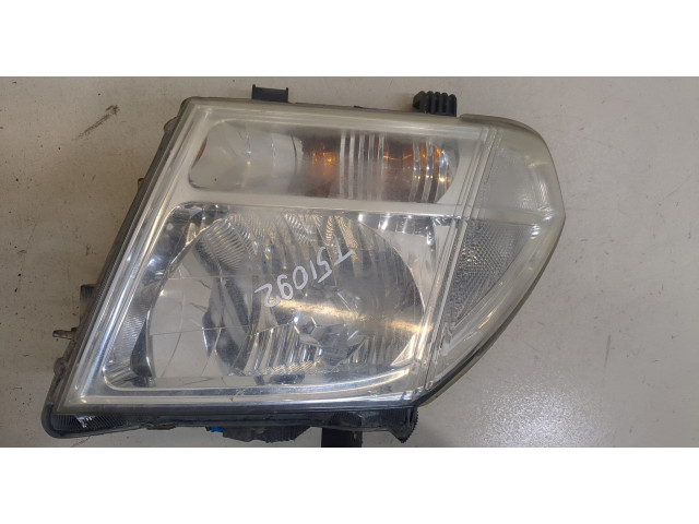 Фара передняя Nissan Pathfinder 2004-2014 левая