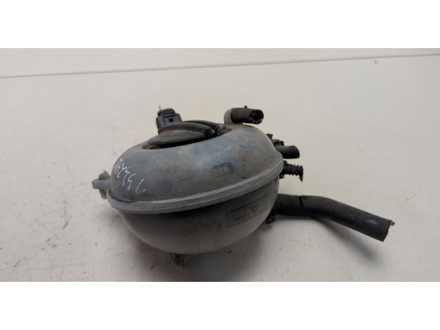 Бачок расширительный Volkswagen Golf 7 2012-2020 5Q0121407AA