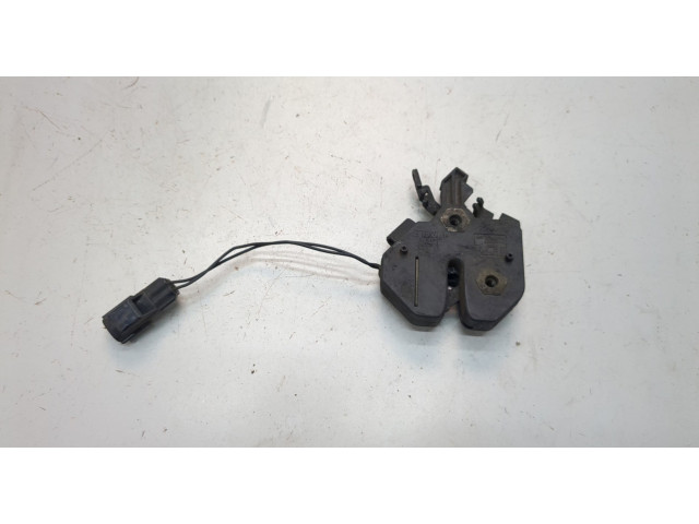 Замок капота  Volvo XC90 2002-2014     