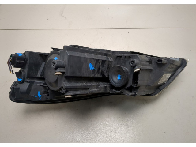 Фара передняя  Skoda Octavia (A5) 2004-2013 правая 