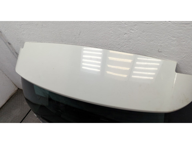 Замок багажника  Lancia Delta 2008-2014       