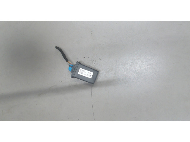 Блок предохранителей Citroen C4 Picasso 2013-2016 9806066880 1.6