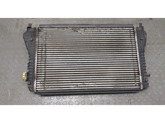 Интеркулер Volkswagen Golf 5 2003-2009