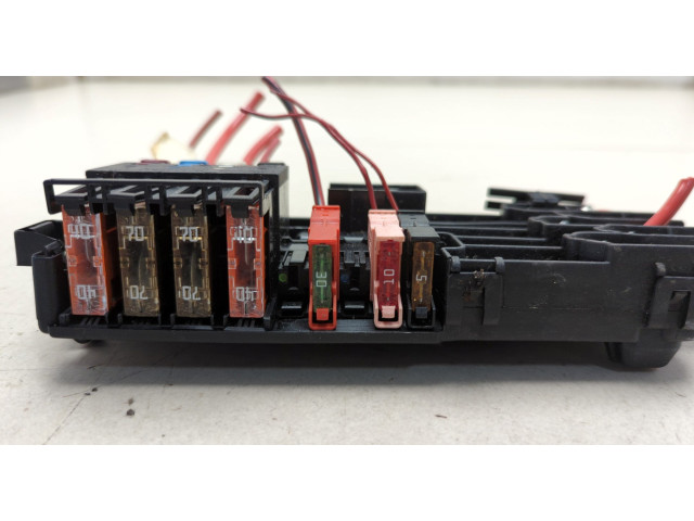 Блок предохранителей  Mercedes GL X164 2006-2012      2115452601   