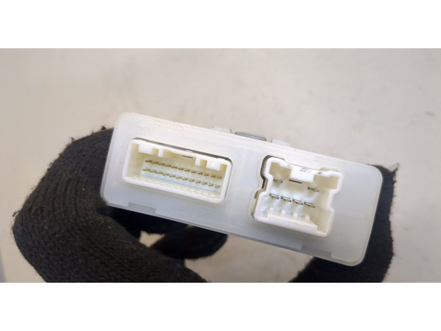 Блок комфорта Infiniti QX56 2010-2013 988001LA0A