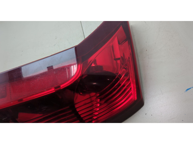 Задний фонарь 15930597