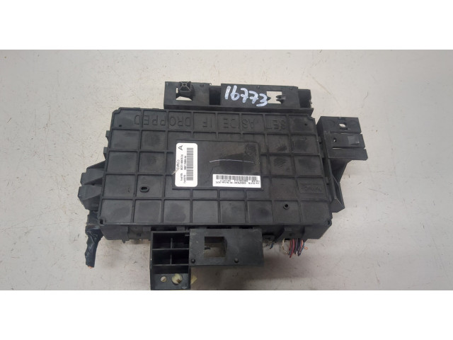 Блок предохранителей  Ford Explorer 2010-2015         