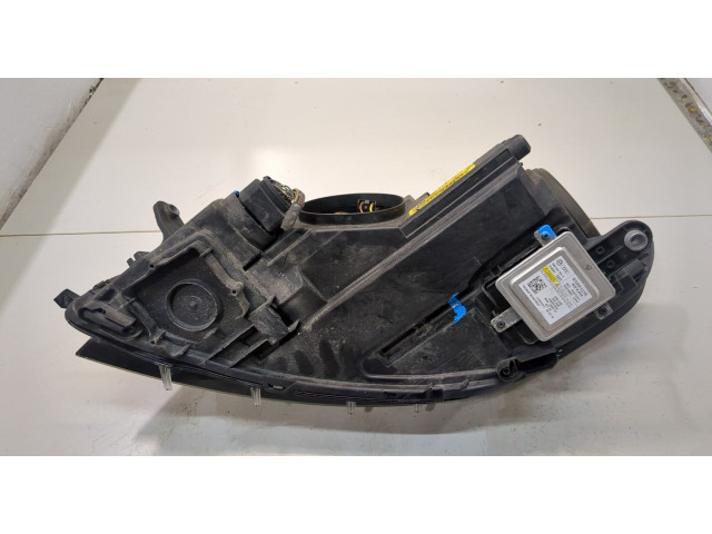 Фара передняя  Volkswagen Passat CC 2012-2017 правая 