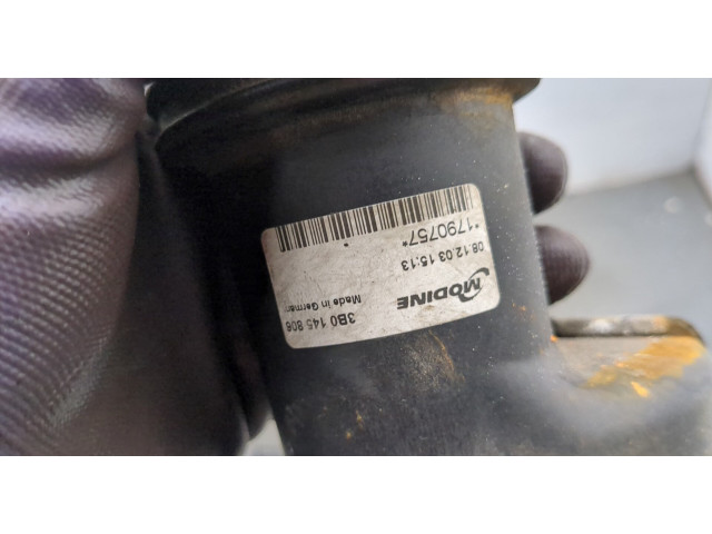 Интеркулер  Volkswagen Passat 5 2000-2005 2.5      