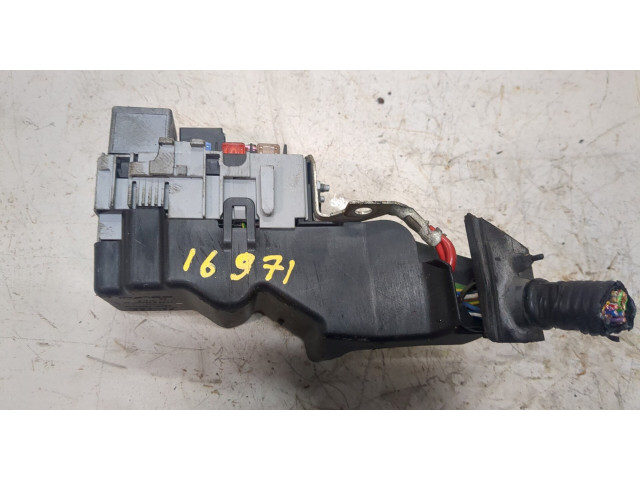 Блок предохранителей  Volvo S60 2010-2013         