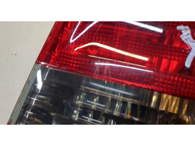 Задний фонарь          