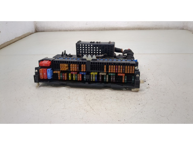 Блок предохранителей  BMW X3 E83 2003-2010         