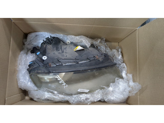 Фара передняя  Audi A3 (8P) 2004-2008 правая 