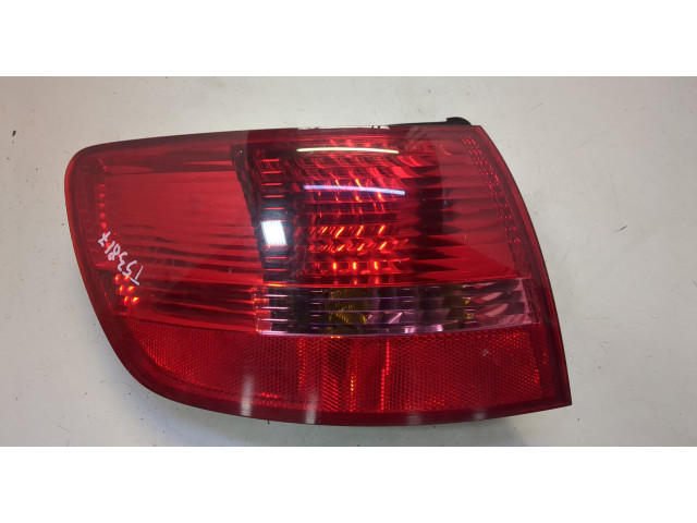 Задний фонарь