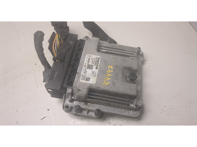 Блок управления двигателем Volvo XC40