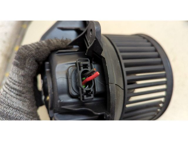 Моторчик печки  Renault Scenic 1996-2002        