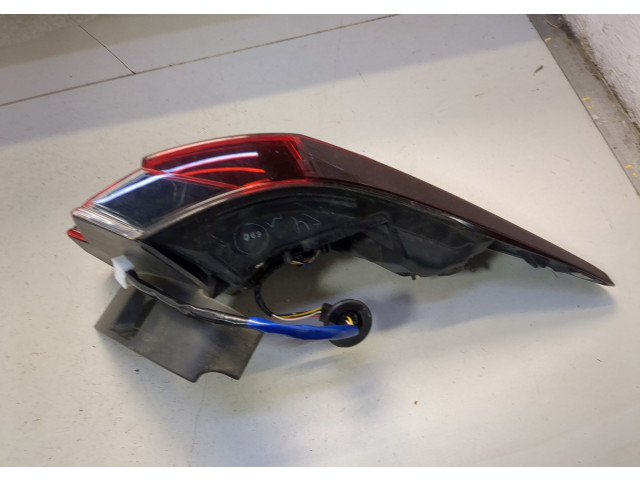 Задний фонарь